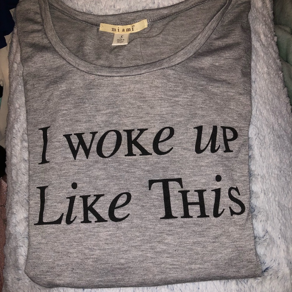 Francesca’s graphic tee